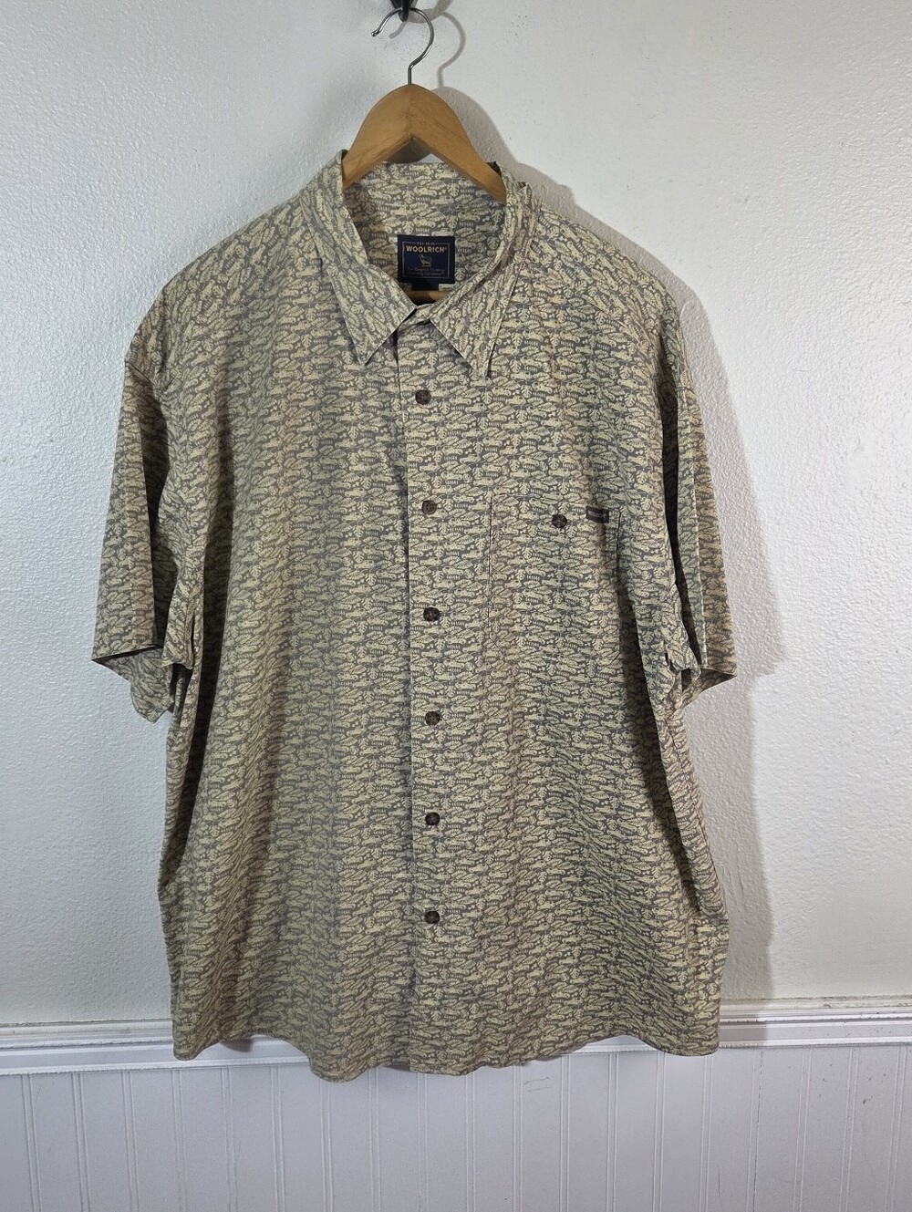Woolrich Mens 2XL Jeep Print Button Front Shirt Beige Outdoor Camping Short